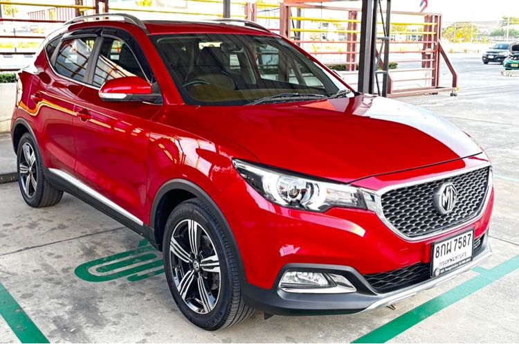 MG ZS 2019 1.5X+ Sunroof Van เบนซิน ไม่ติดแก๊ส เกียร์อัตโนมัติ แดง รูปที่ 2