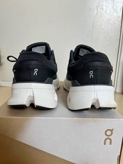 รองเท้าวิ่ง รูปที่ 9