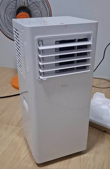 แอร์เคลื่อนที่มือสอง TCL ขนาด9,000 BTU รุ่นTAC-09CPA-SL2