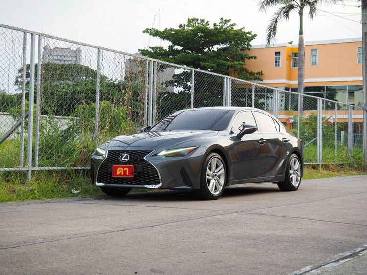 รถ Lexus IS300h 2.5 Luxury สี เทา