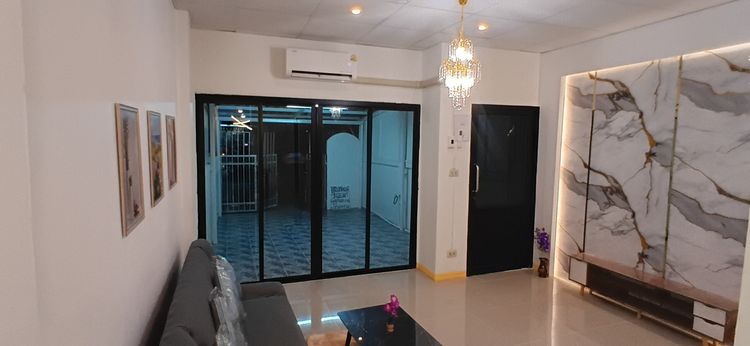 ลด1แสนขายทาวเฮาส์3ห้องนอนใกล้สถานีคลองบางไผ่ลดพิเศษ