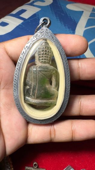 พระแก้วจากพม่า ของสะสมคุณตาค่ะ รูปที่ 3