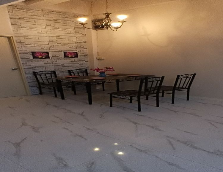 ตกแต่งครบ ลด2แสนขายหมู่บ้านหงส์ประยูร5นอน3ชั้ ใกล้ถนนรัตนาธิเบศสถานีแยกบางพลู รูปที่ 3