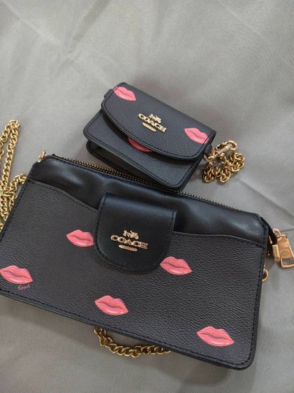 กระเป๋า​coach