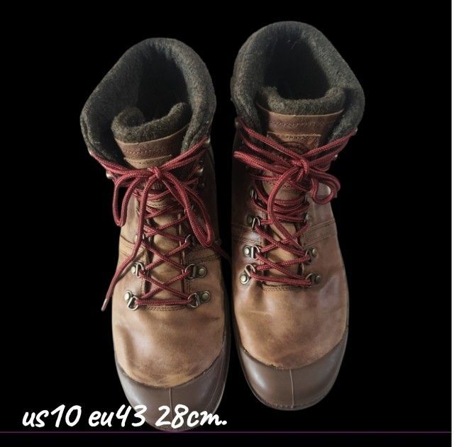 น้ำตาล หนังแท้ รองเท้าบู๊ท UK 8.5 | EU 42 2/3 | US 9 Palladium
US 10 EU 43 ยาว 28 cm