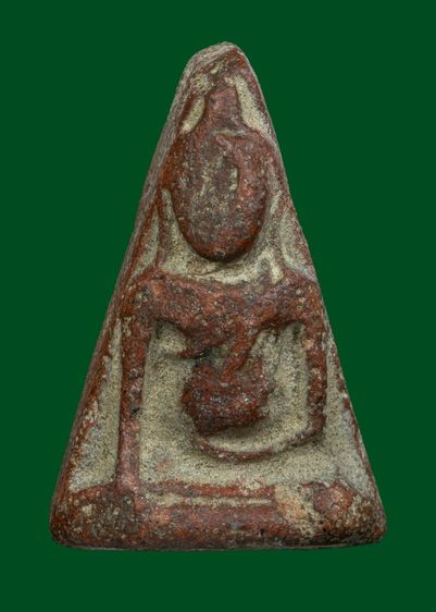 พระนางพญาเนื้อเกามาก