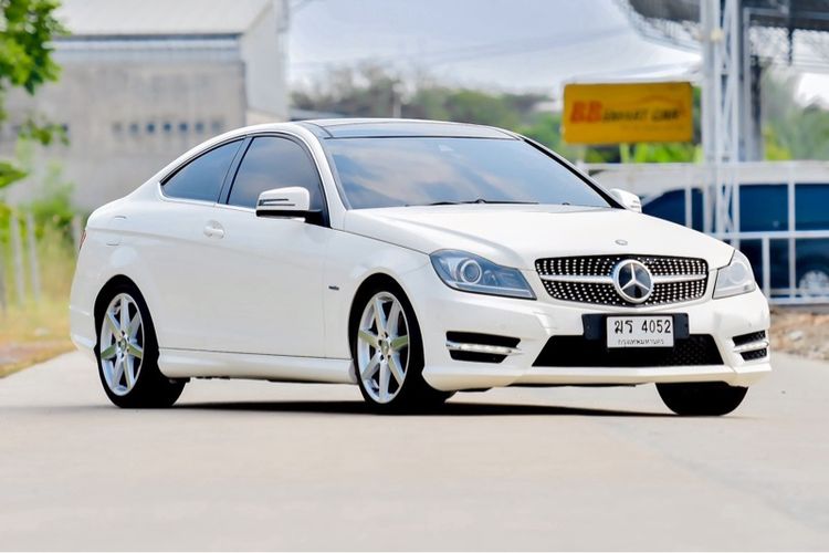 Mercedes-Benz C-Class 2011 C180 Sedan เบนซิน ไม่ติดแก๊ส เกียร์อัตโนมัติ ขาว