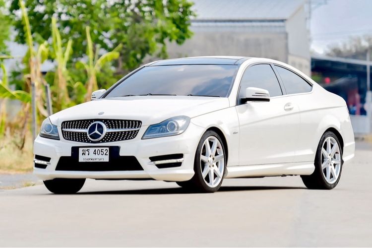 Mercedes-Benz C-Class 2011 C180 Sedan เบนซิน ไม่ติดแก๊ส เกียร์อัตโนมัติ ขาว รูปที่ 4