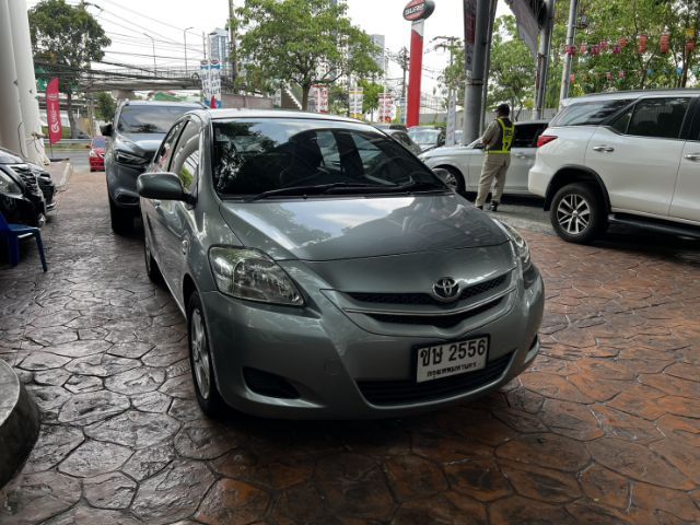 รถ Toyota Vios 1.5 J สี เทา