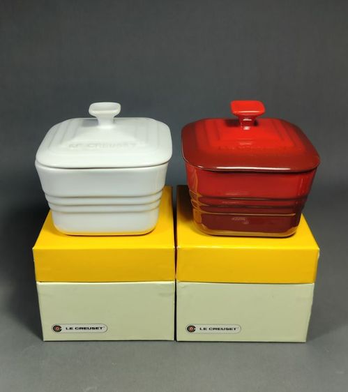 ชุดหม้อเซรามิก Le Creuset Small Ramekin Carre with Lid (ทรงสี่เหลี่ยม) ชุดสองใบ