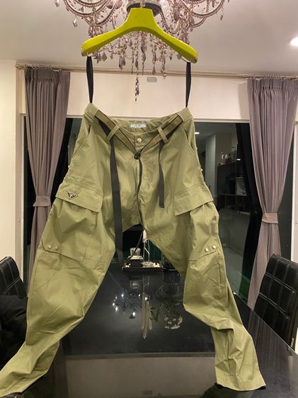 ปราด้ากางเกงทรงสวย เนื้อผ้าดีมาก สภาพใหม่เอี่ยม รูปที่ 2