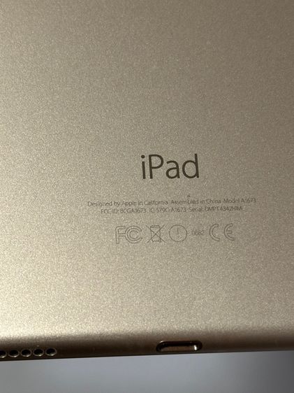 iPad Pro 9.7” 128GB Wi-Fi สีทอง รูปที่ 3