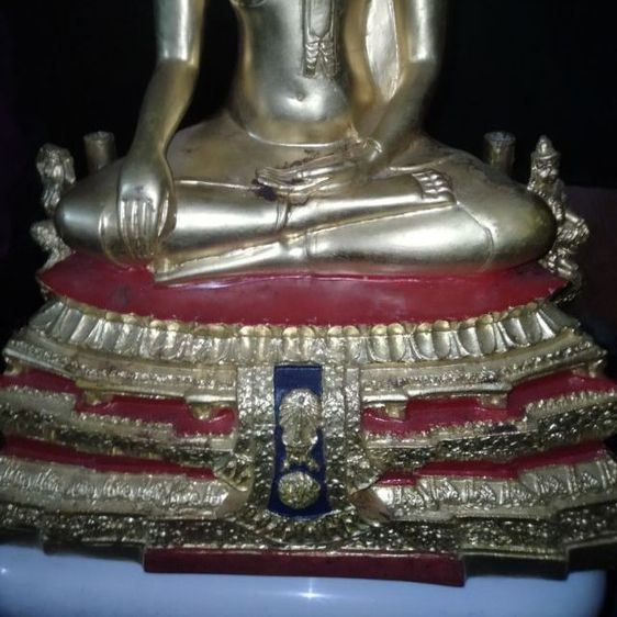 พระพุทธชินราช รุ่น ภปร. ปฏิสังขรณ์ 

 รูปที่ 4