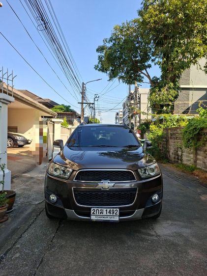 รถ Chevrolet Captiva 2.0 LT 4WD สี น้ำตาล
