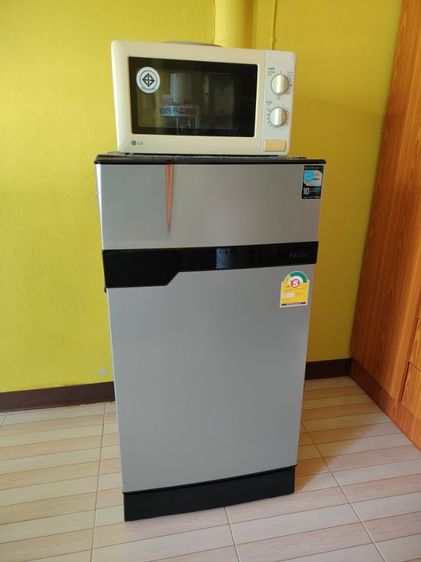 ตู้เย็นและไมโครเวฟ