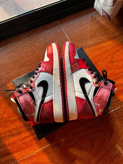 Nike Air Jordan1 Retro High Spider-Man  รูปที่ 4