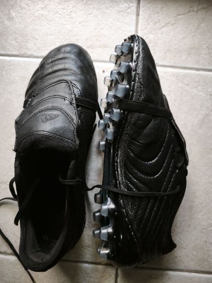 รองเท้าสตั้ด adidas copa