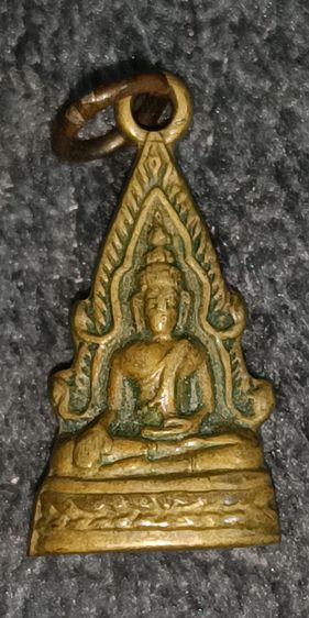 พระผงสุพรรณ พิมหน้าแก่นิยม พร้อมเลี้ยมเงินเก่า รูปที่ 6