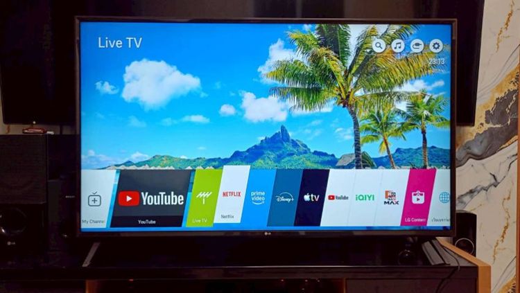 🖥LG Smart TV 55 นิ้ว 4K HDR อุปกรณ์ครบ ไม่มีตำหนิ ภาพสีสด
มีกล่องใส่ให้