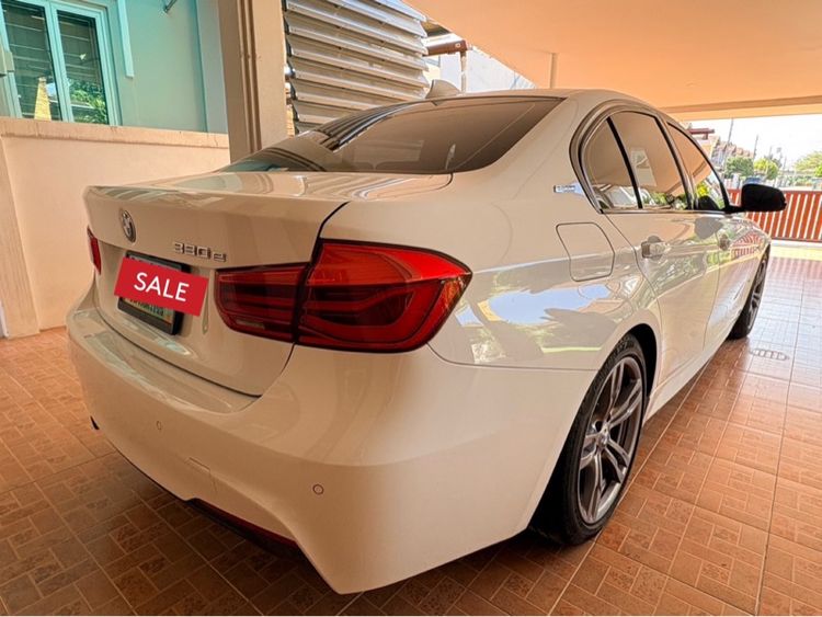 BMW Series 3 2017 330e Sedan ปลั๊กอินไฮบริด (PHEV) ไม่ติดแก๊ส เกียร์อัตโนมัติ ขาว รูปที่ 4