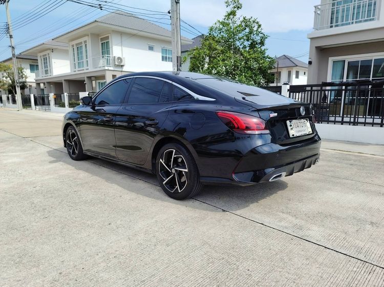 MG MG5 2022 1.5 X Sedan เบนซิน ไม่ติดแก๊ส เกียร์อัตโนมัติ ดำ รูปที่ 4