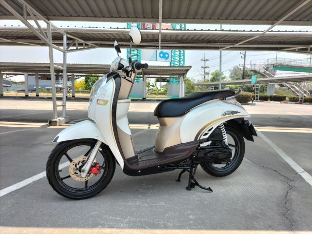 Honda scoopy i110cc