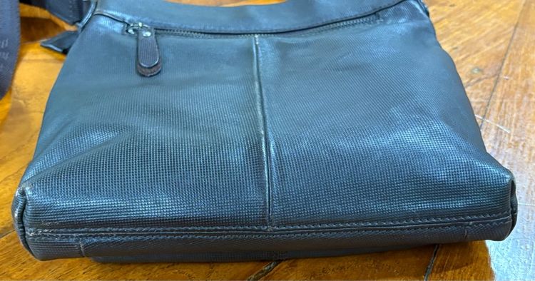ขายกระเป๋าสะพาย ARMANI ของแท้  รูปที่ 8