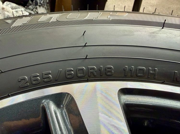 ล้อแม็ก TOYOTA LEADER ขอบ 18”  ยาง DUNLOP 265-60R18 ปี 26  สีเส้นตุ่มหน้ายางยังอยู่ รูปที่ 10