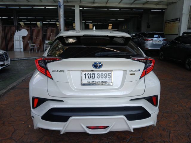 Toyota C-HR 2020 1.8 HV Hi Sedan ไฮบริด เกียร์อัตโนมัติ ขาว รูปที่ 4