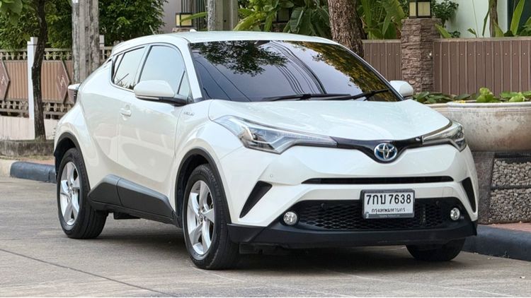 TOYOTA C-HR 1.8 Hybrid Mid