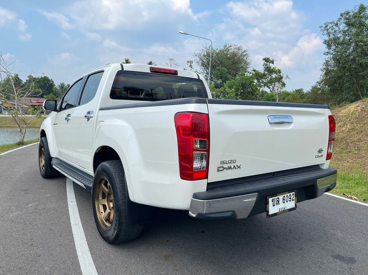 Isuzu D-MAX 2019 1.9 Hi-Lander Z Prestige Pickup ดีเซล ไม่ติดแก๊ส เกียร์ธรรมดา ขาว รูปที่ 4