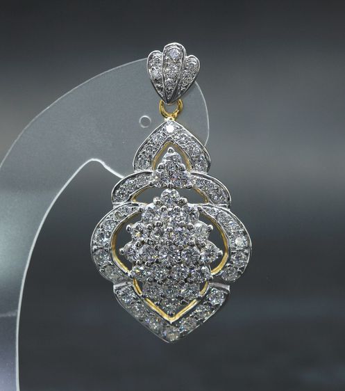 จี้เพชร 63 เม็ด 