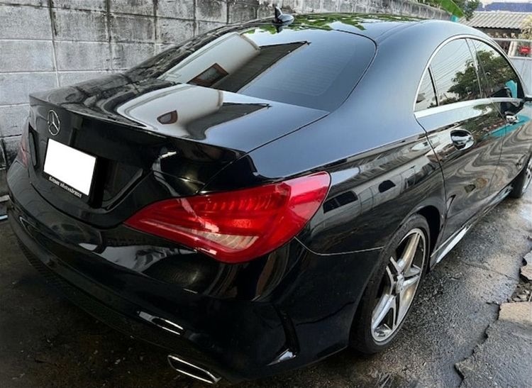 Mercedes-Benz CLA-Class 2016 CLA250 AMG Sedan เบนซิน ไม่ติดแก๊ส เกียร์อัตโนมัติ ดำ รูปที่ 4