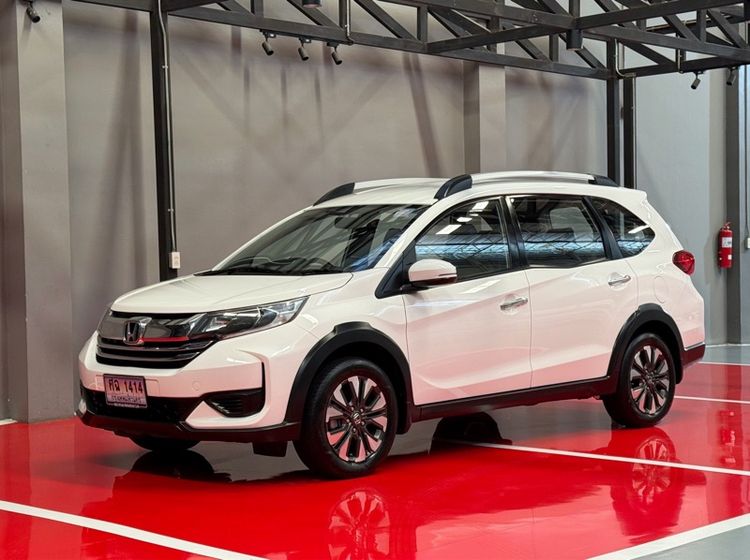 Honda BR-V 2021 1.5 V Utility-car เบนซิน ไม่ติดแก๊ส เกียร์อัตโนมัติ ขาว รูปที่ 4