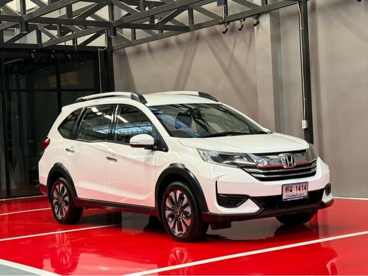 รถ Honda BR-V 1.5 V สี ขาว