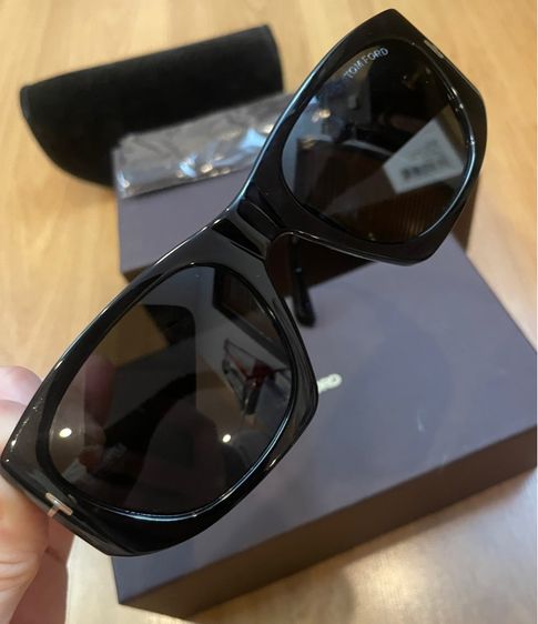 แว่นตากันแดด Tom Ford รูปที่ 2
