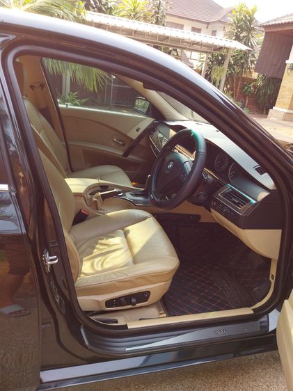 BMW Series 5 2007 523i เบนซิน ไม่ติดแก๊ส เกียร์อัตโนมัติ ดำ รูปที่ 3