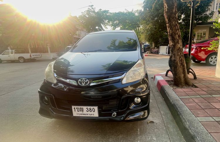 Toyota Avanza 2014 1.5 G Sedan เบนซิน เกียร์อัตโนมัติ ดำ รูปที่ 2