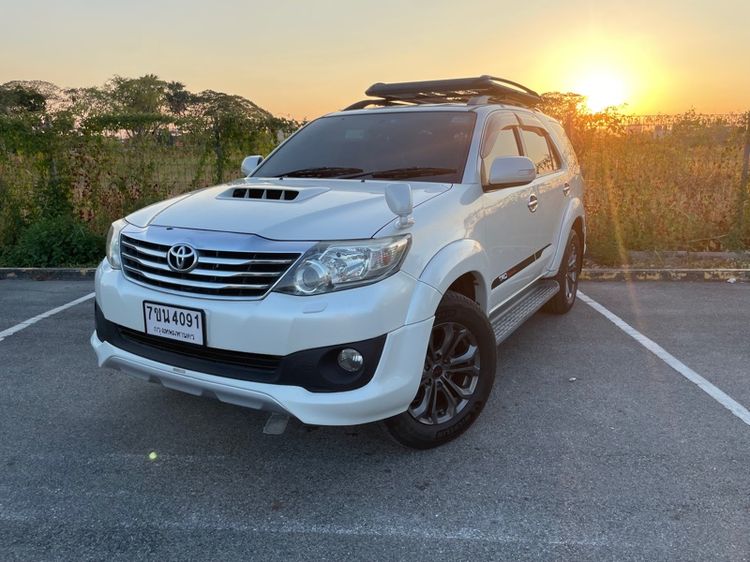  ปี  2012TOYOTA FORTUNER 3.0V TOP 4WD  เจ้าของเดียว