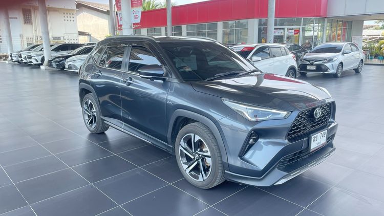 เครดิตดี ฟรีดาวน์ TOYOTA YARIS CROSS 1.5 Hybrid HEV Premium Luxury ราคา 798,000