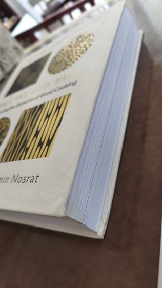 "Salt, Fat, Acid, Heat: Mastering the Elements of Good Cooking" โดย Samin Nosrat  รูปที่ 16