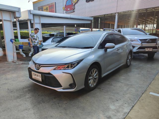 Toyota Altis 2021 1.6 G Sedan เบนซิน ไม่ติดแก๊ส เกียร์อัตโนมัติ บรอนซ์เงิน รูปที่ 3