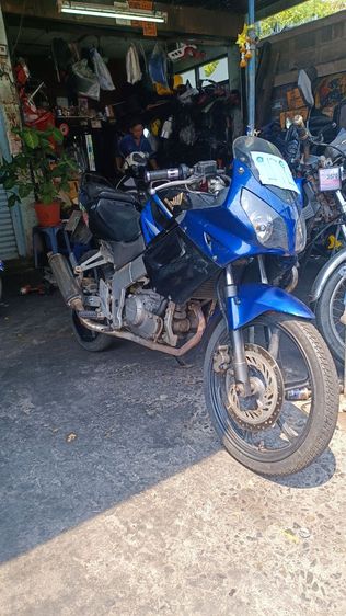 Honda CBR 150 รูปที่ 2