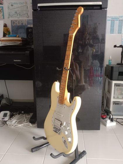 กีต้าร์ไฟฟ้า McLorence STR -200 ( คอดาว ) สี Classic Creme รูปที่ 7