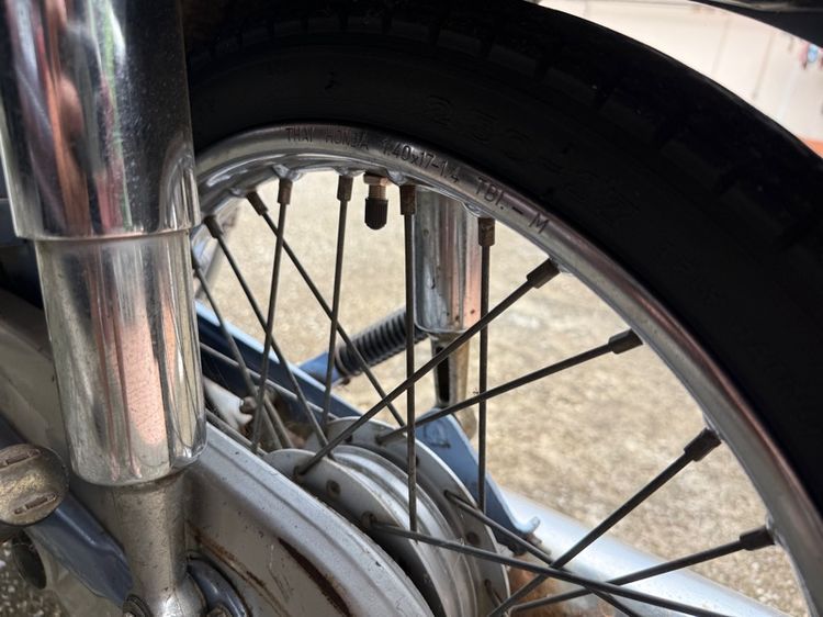 Honda dream สีฟ้าพยาบาล รูปที่ 11