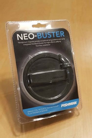 กีต้าร์โปร่ง Fishman Soundhole Pickup