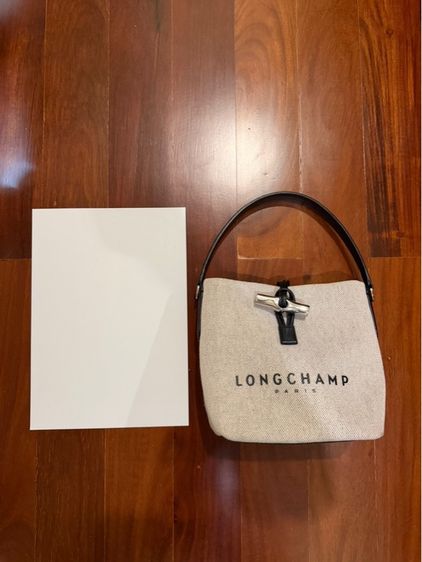 ขาย Longchamp Roseau Essential Rayé Bucket Bag XS สภาพสวยกริบ พร้อมสายสะพายยาว รูปที่ 3