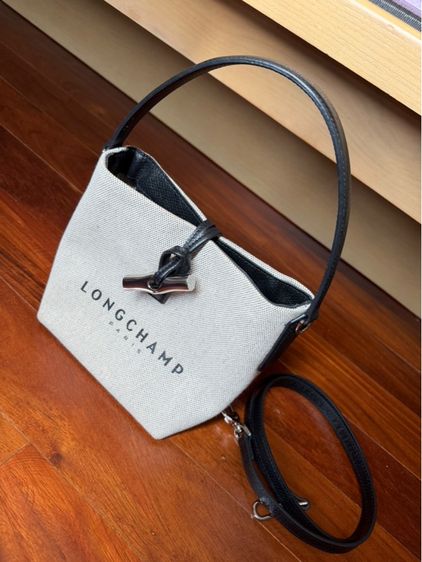 ขาย Longchamp Roseau Essential Rayé Bucket Bag XS สภาพสวยกริบ พร้อมสายสะพายยาว