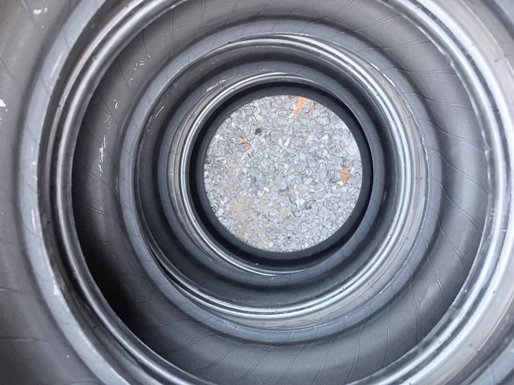 ยาง 215 50 r17 เหมือนแจกฟรี รูปที่ 2