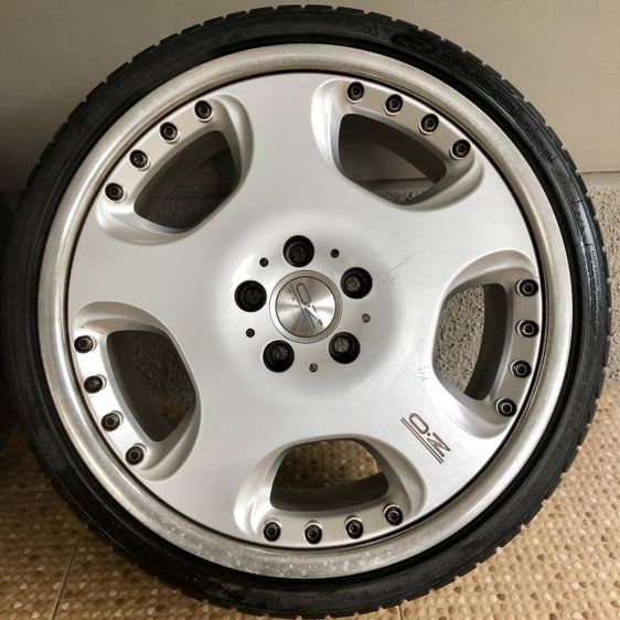 แม็กรถยนต์ OZ อิตาลี่
ขอบ19 ,5รู, 112  รูปที่ 6